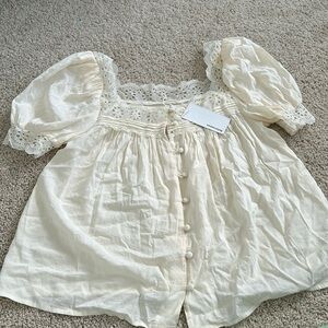 NWT - REFORMATION WANDA TOP IN CREAM